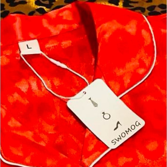 Red Leopard Matching Satin Set - Picture 9 of 9